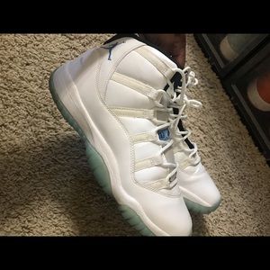 Jordan 11s